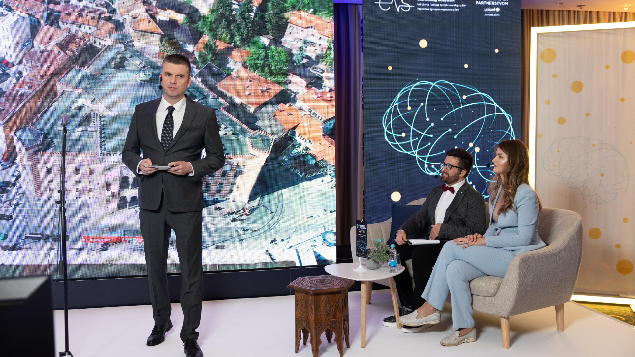 Event NeuroFuture 2560x1440px Page Carousel