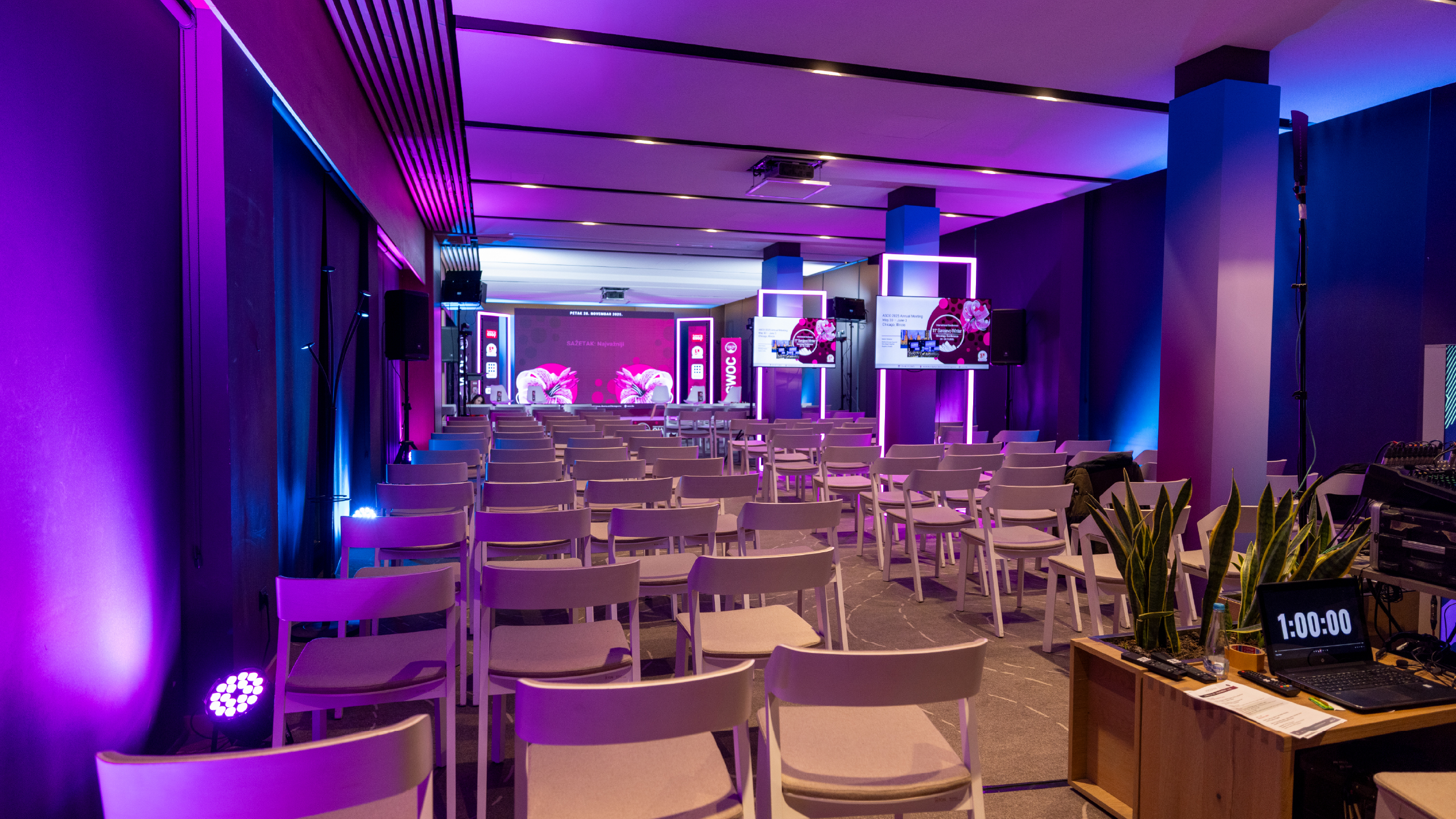 Event SWOC 2560x1440px Page Carousel