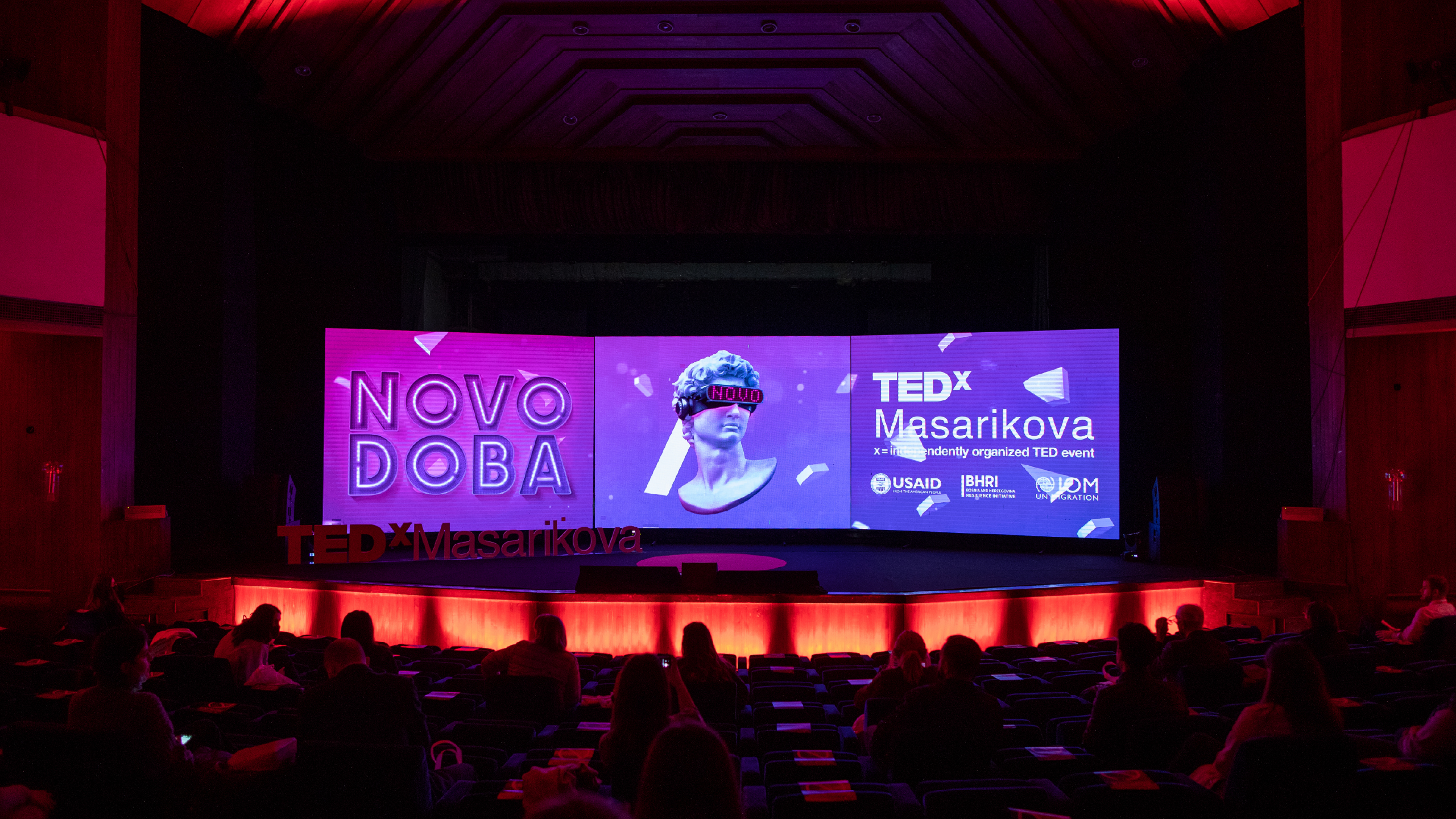 Event TEDxMasarikova 2560x1440px Page Carousel