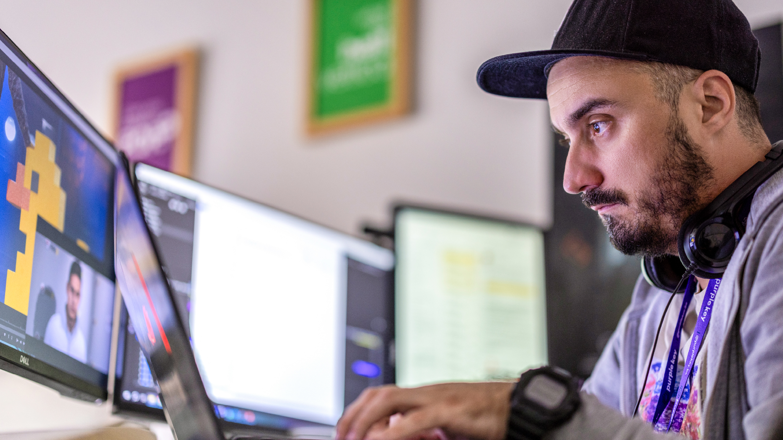 PK Office Images 2560x1440px