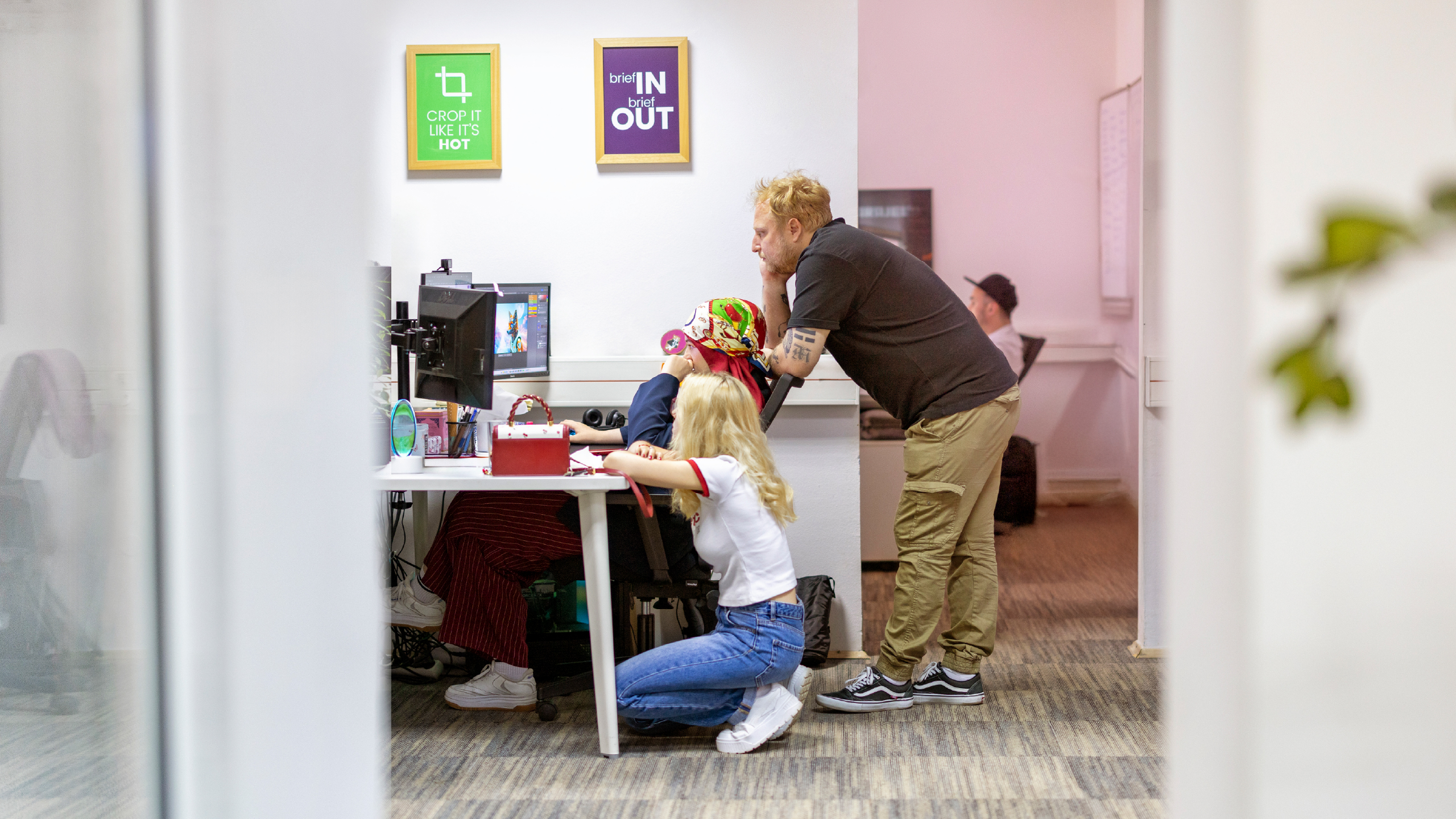 PK Office Images 2560x1440px