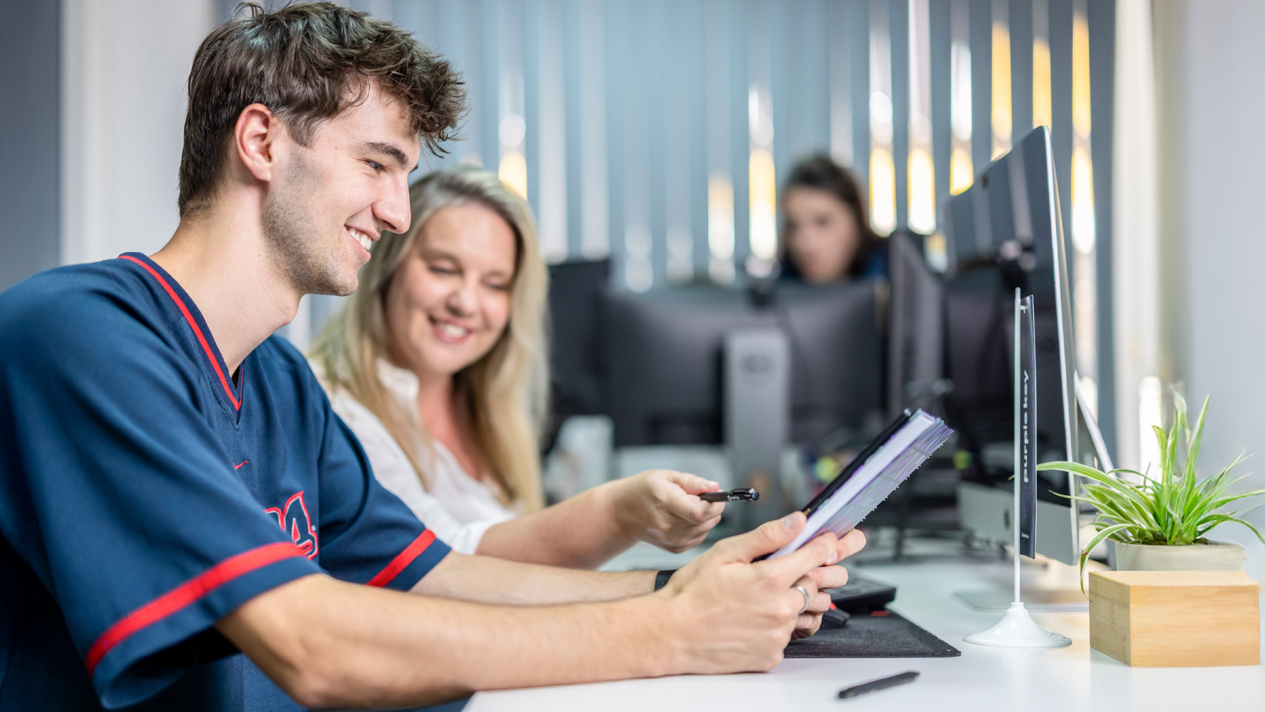 PK Office Images 2560x1440px