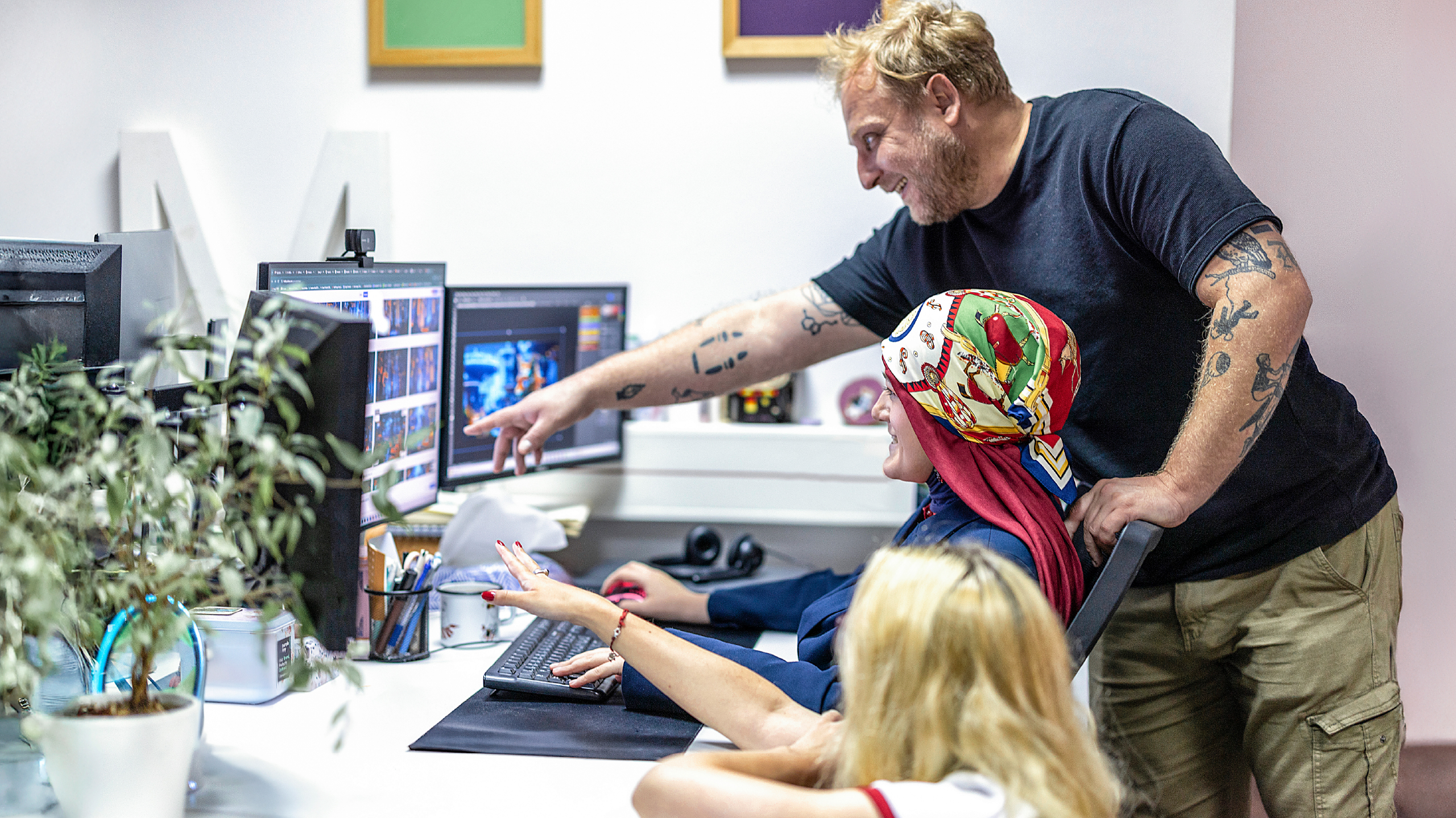 PK Office Images 2560x1440px