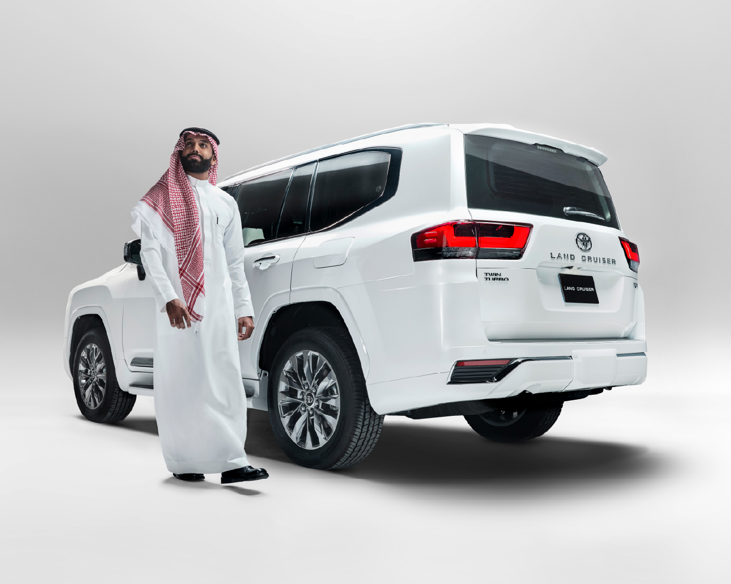 Photo Waleed Shah 03 1450x1160px Page